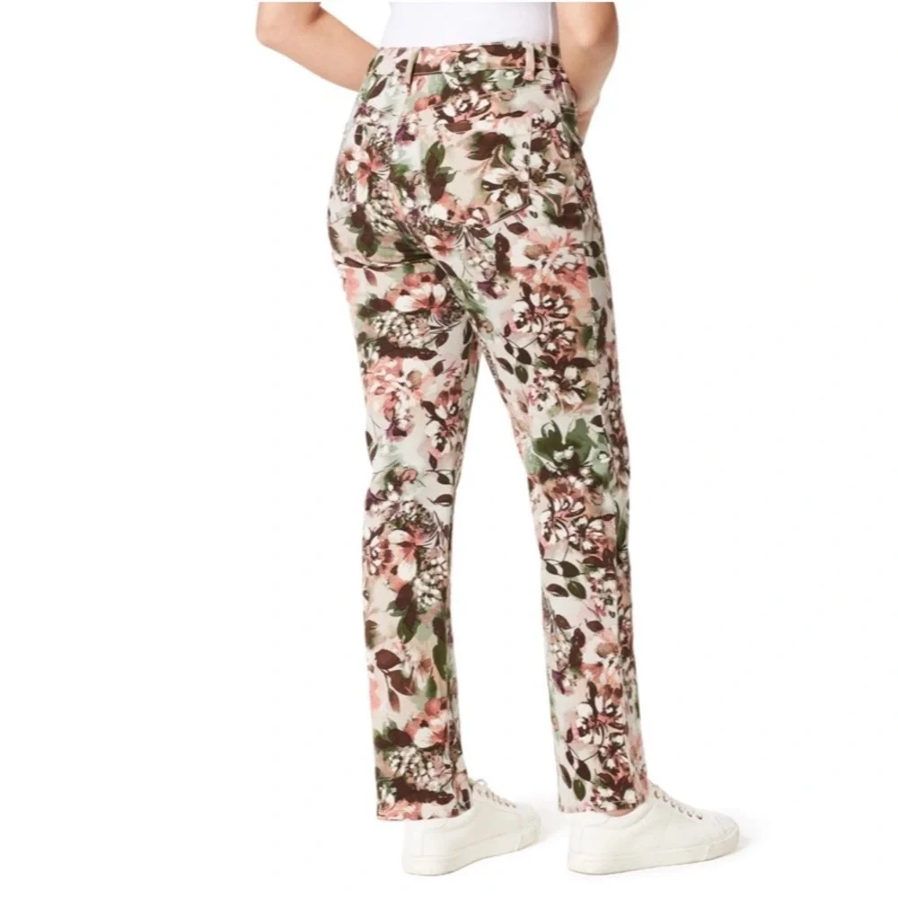 NEW| Gloria Vanderbilt Women's Amanda Straight Leg Stonewood Floral Jeans - Picture 3 of 6